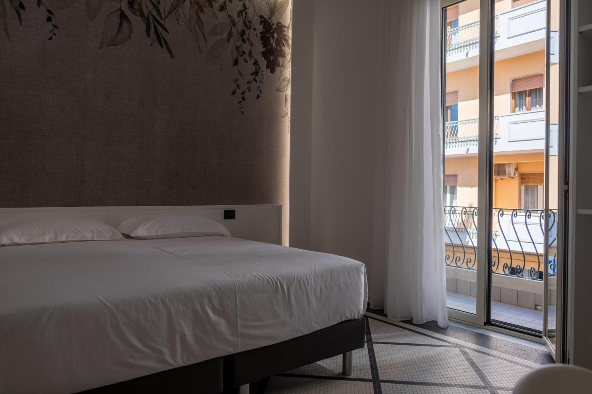 Domea Superior Rooms Bed And Breakfast Reggio di Calabria Exterior foto